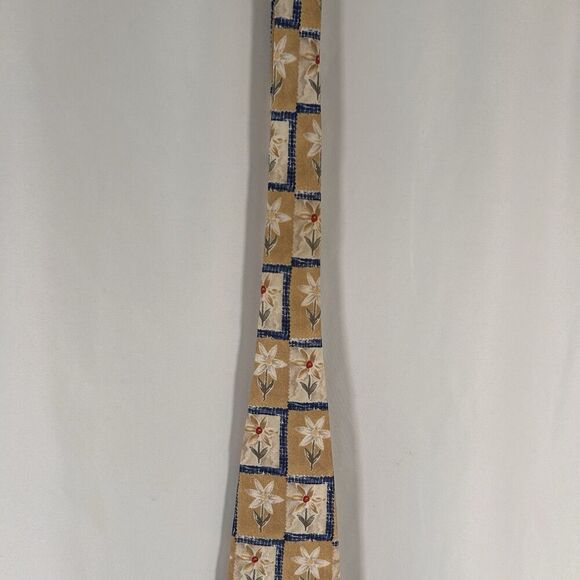 Jos A Bank 100% Silk Tie Men's 59" Yellow Floral Executive Collection 4" Wide - Picture 3 of 5